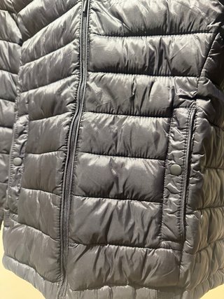 Plumífero negro con capucha Pull&Bear
