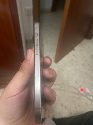 iPhone 15 Pro Negro