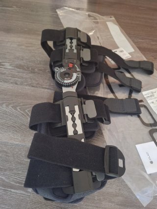 Tutore Ginocchio Donjoy X-ROM Post-Op