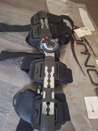 Tutore Ginocchio Donjoy X-ROM Post-Op