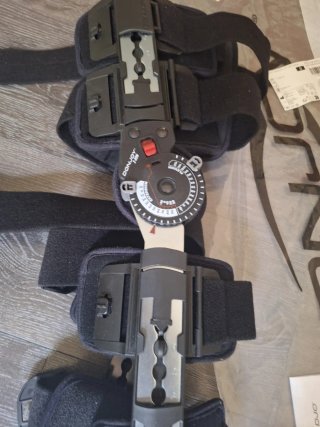 Tutore Ginocchio Donjoy X-ROM Post-Op
