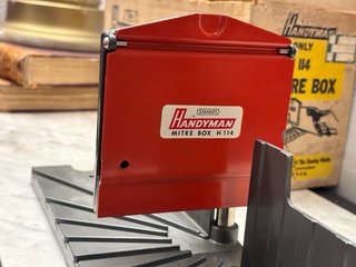 Ingletadora Stanley Handyman H114