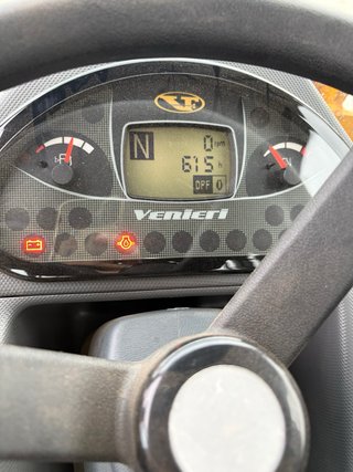 Minicargadora Venieri 1.33C