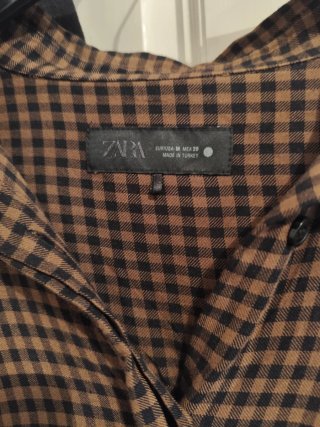 Camisa cuadros Zara marrón y negra