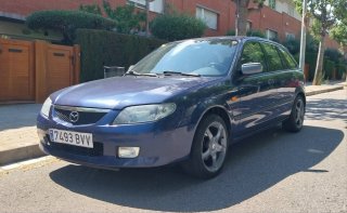 MAZDA 323F