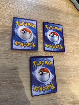 Cartas Pokémon Mega Rayquaza, Kangaskhan, Charizar