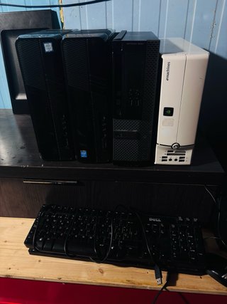 Lote 4 Ordenadores Dell y eMachines