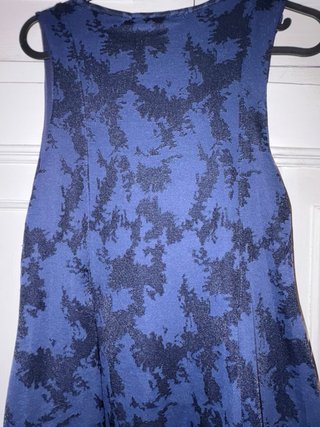 Vestido azul con volantes