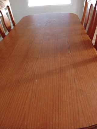 Mesa y 6  sillas para restaurar