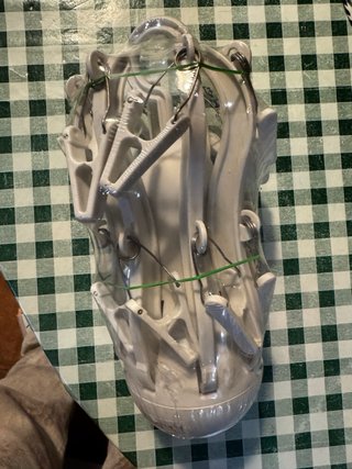 Perchero de plástico blanco IKEA