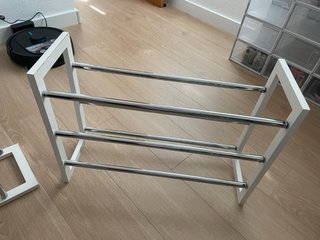 Zapatero auxiliar metal y plástico