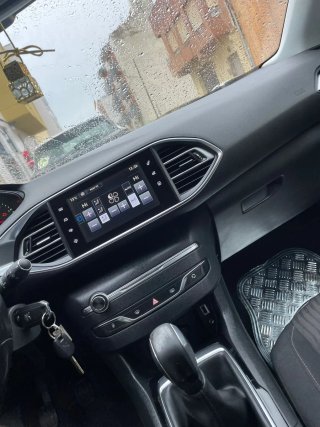 Peugeot 308 2014