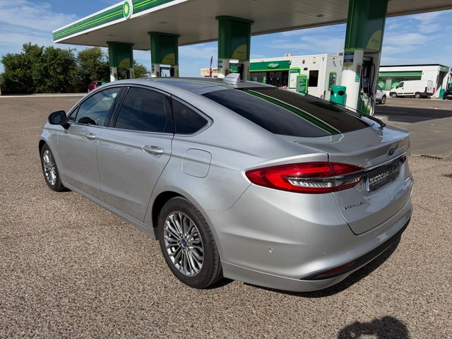 Ford Mondeo 2.0TDCI-Titanium 5P -UnicoPropietario