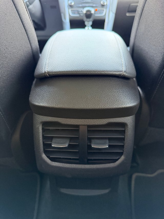 Ford Mondeo 2.0TDCI-Titanium 5P -UnicoPropietario