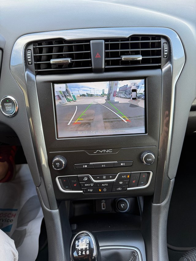 Ford Mondeo 2.0TDCI-Titanium 5P -UnicoPropietario