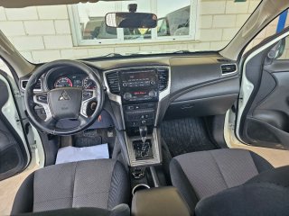 Mitsubishi L 200 2022