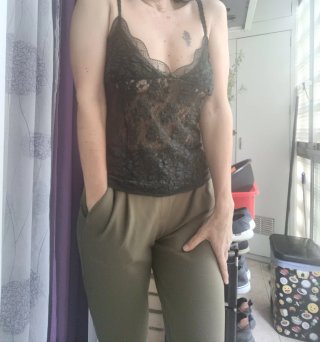 Top de encaje verde Mango