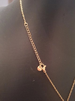 Cadena acero dorado con colgante Virgen del Rocío
