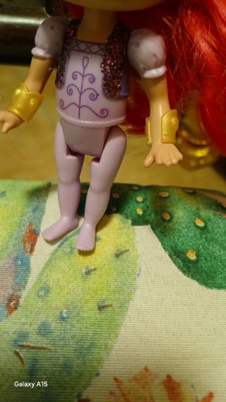 Muñeca Yasmin Shimmer and Shine