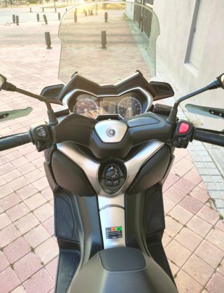 Yamaha Xmax 300, 2018