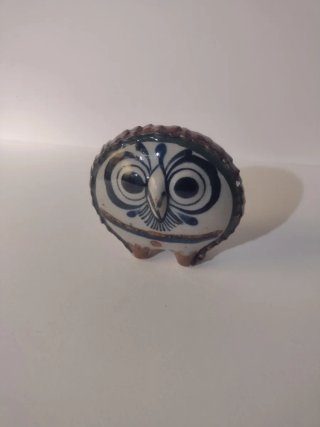 Figura de cerámica de búho