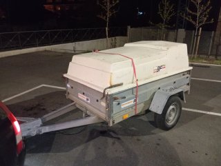 Vendo remolque de carga cerrado 2 mtros x 1,2m,