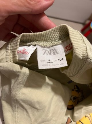 Camiseta Zara Disney El Rey León Talla 4