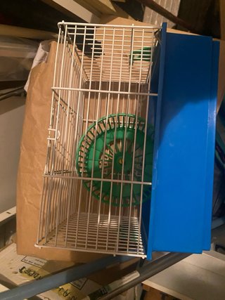 Jaula para hámster con rueda