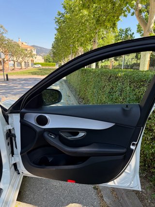 Mercedes-Benz C220d