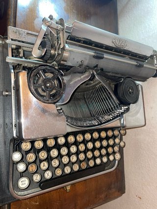 Máquina de escribir Royal antigua
