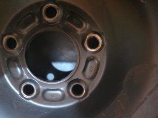 Rueda de repuesto galleta Pirelli T 125/85 R16