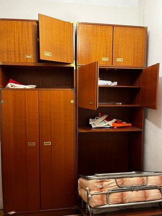 Mueble armario-cama madera marrón