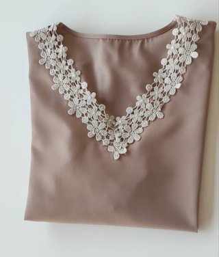 Blusa Beige Talla XL sin estrenar