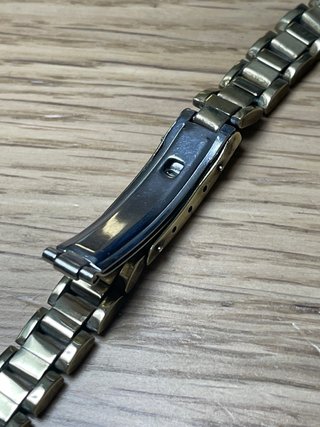 Reloj Mecánico Vintage Gema's Chapdo Oro.