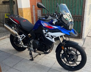 BMW F800GS Azul y Blanca