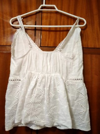 Conjunto Top Blanco y Shorts Vaqueros
