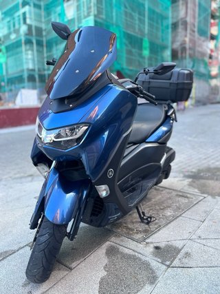 Yamaha NMAX Scooter Azul  Año 2024  48.000 kms