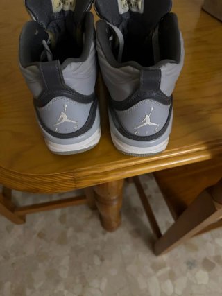 Zapatillas Jordan Talla 43 (9.5)