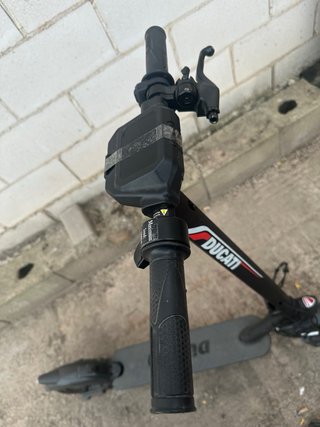 Despiecepatinente EléctricoDucati PRO-II Plus Negr