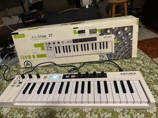 Arturia KeyStep 37 Controlador y Secuenciador