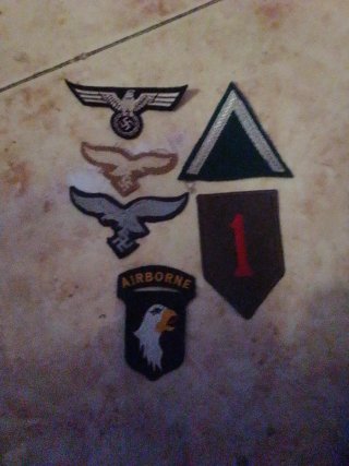 Insignias Militares Varias