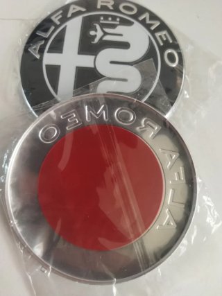 2 Insignias Alfa Romeo