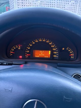Mercedes-Benz Clase C220