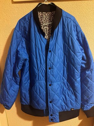 Chaqueta vaquera Bershka forrada Talla M