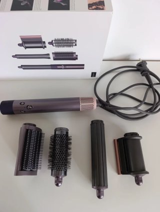 Secador de pelo con accesorios