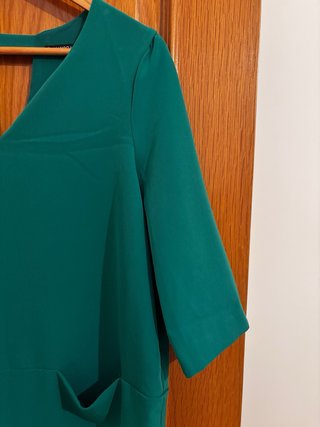 Vestido verde con bolsillos