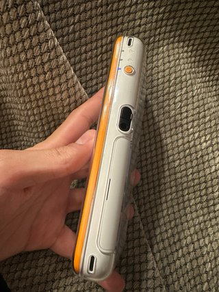 Nintendo 2DS XL Naranja y Blanca