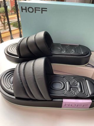 Sandalias HOFF negras con detalles morados y verde