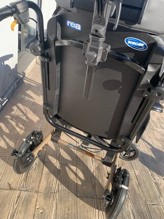 Silla de ruedas ortopédica