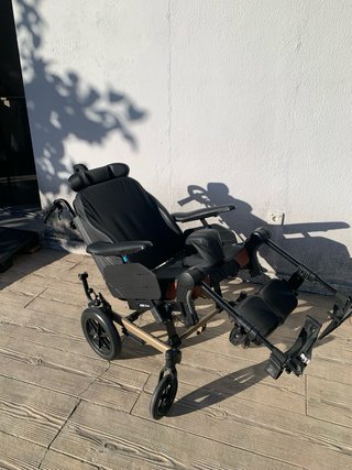 Silla de ruedas ortopédica